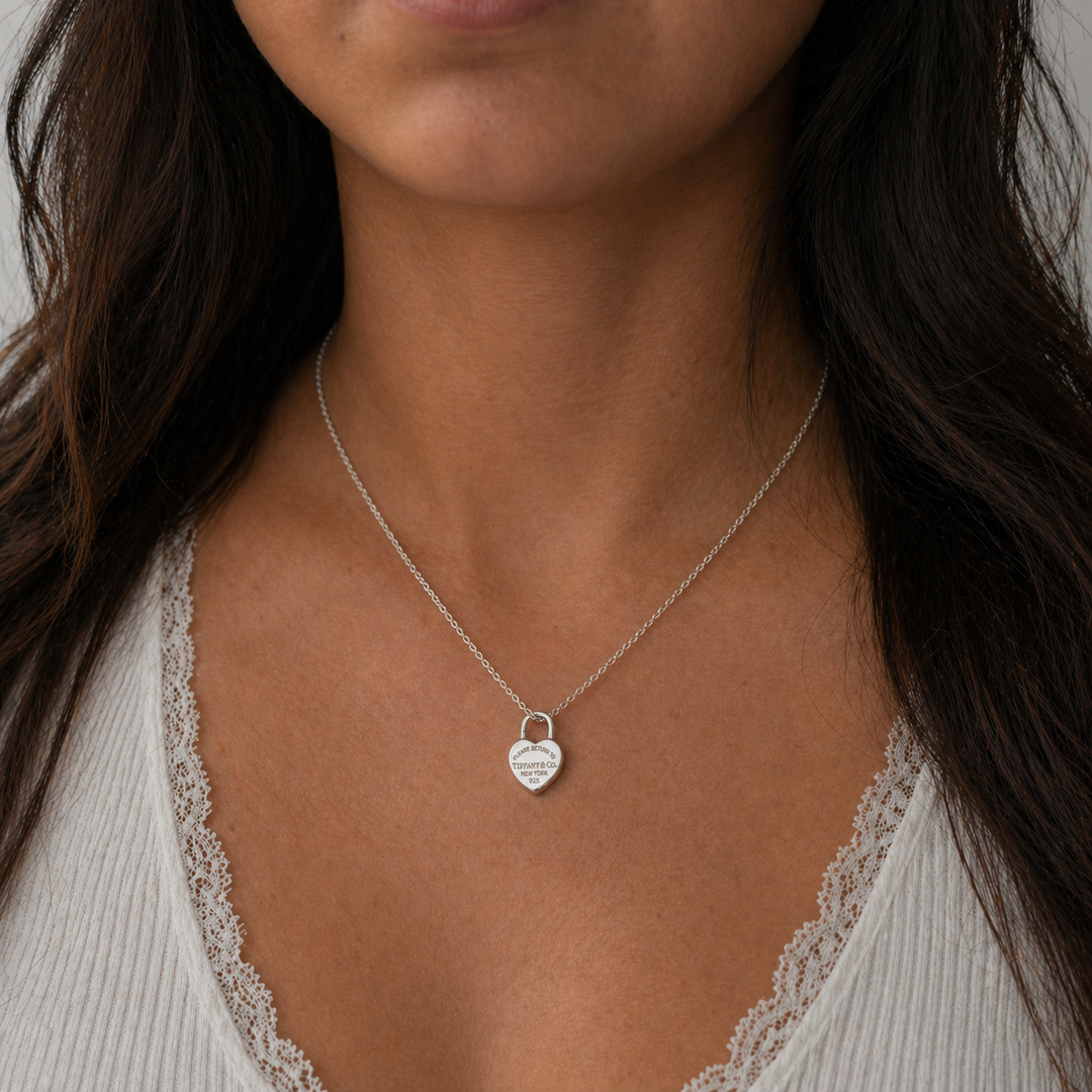 アクセサリー Tiffany & Co. Heart Lock Necklace 925 777D2A8B-7544-4EEE-90F6-